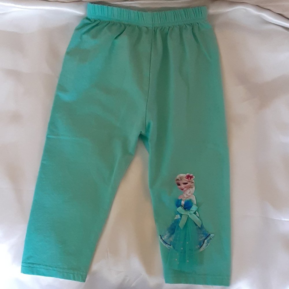 Elsa Aqua Blue Green Capri Pants sz 140 5T/6T